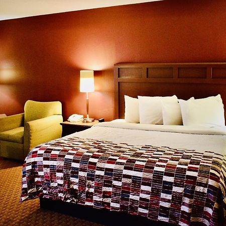 Red Roof Inn & Suites Little Rock Bagian luar foto