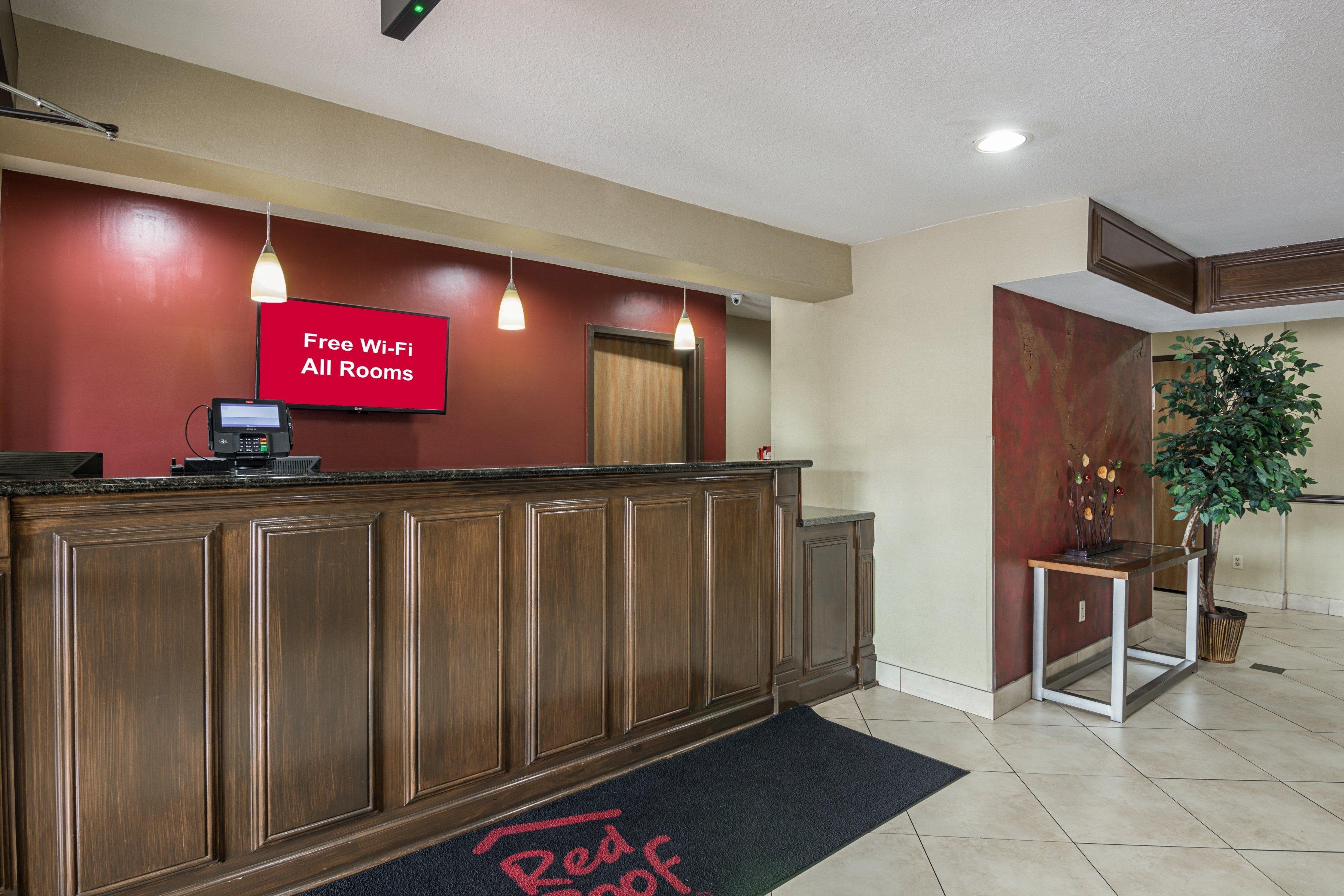 Red Roof Inn & Suites Little Rock Bagian luar foto