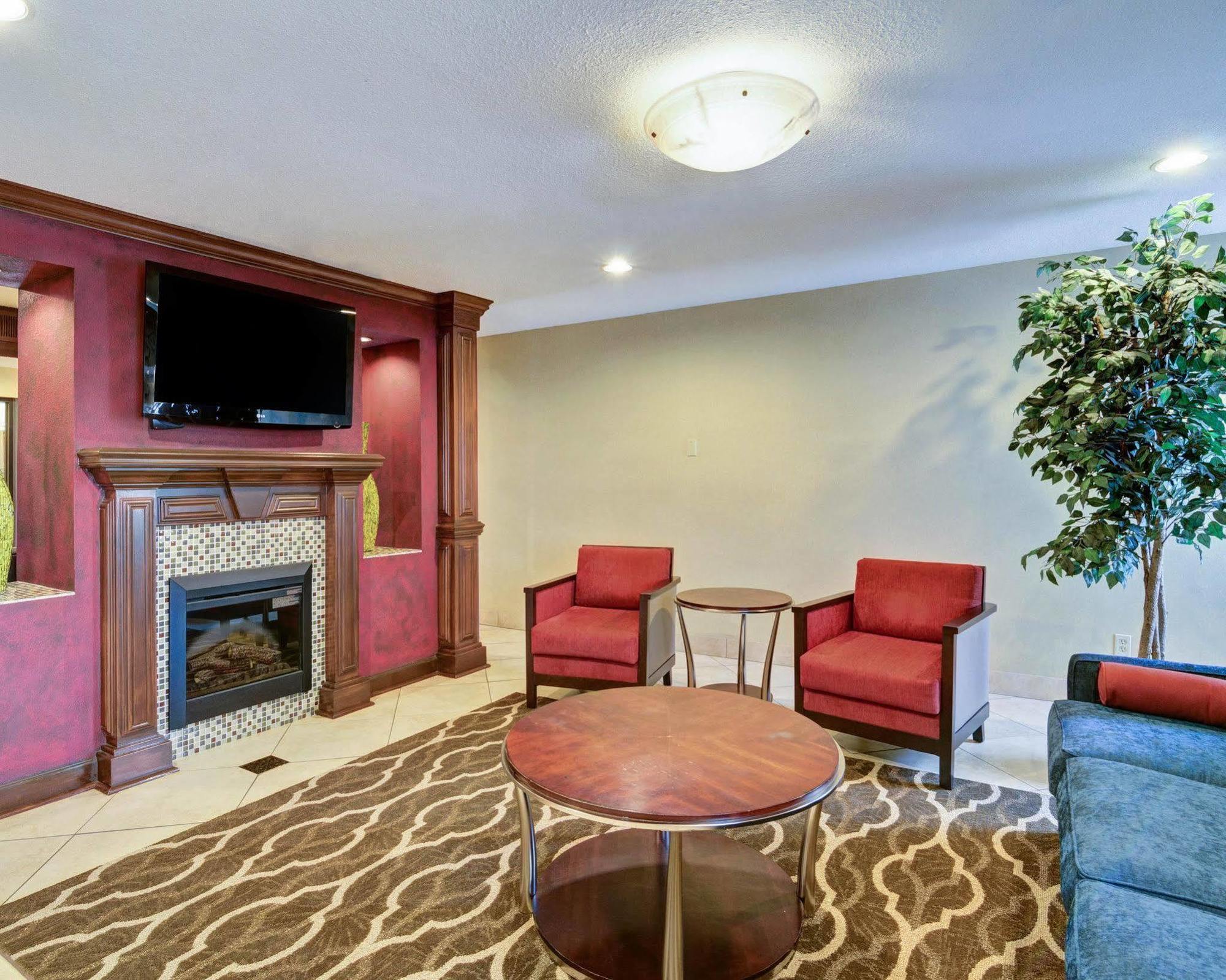 Red Roof Inn & Suites Little Rock Bagian luar foto
