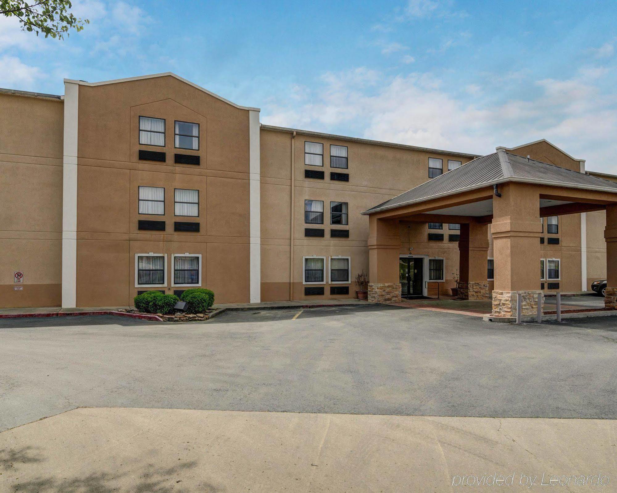 Red Roof Inn & Suites Little Rock Bagian luar foto